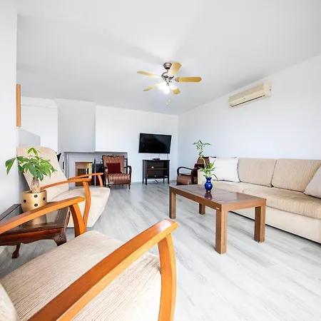 Apartment Gorgeous Villa With Balcony, Sea And Nature View, Shared Pool And Backyard In Bodrum
